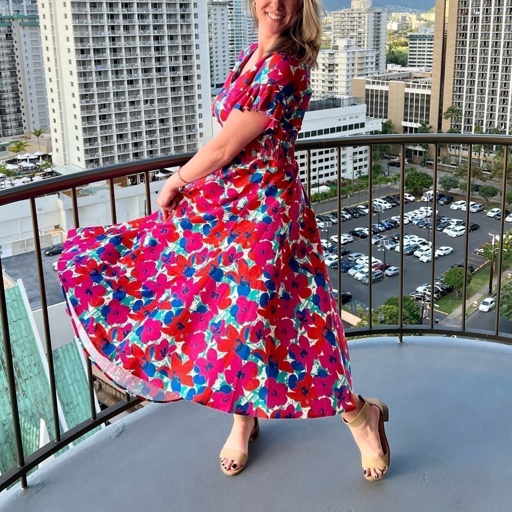 Lili Sidonio Molly Bracken Midi Dress RETRO‎ SMOCKED FLORAL DRESS FUCHSIA ANDY
